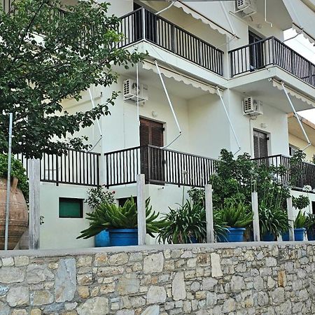 Pension Dimitra Votsi  Extérieur photo